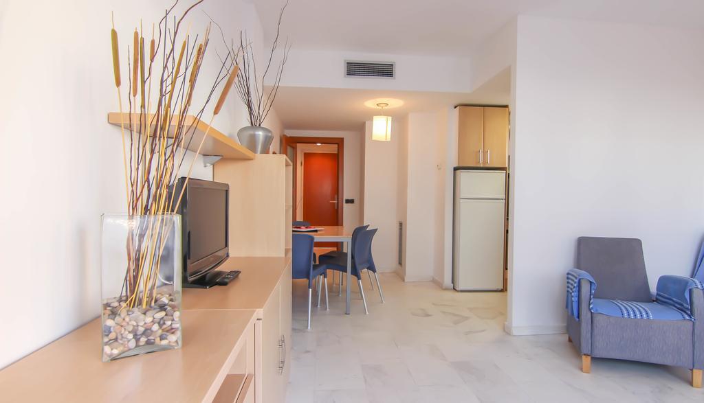 Beachfront Apartment With Pool And Garden S Abanell Blanes Kamer foto