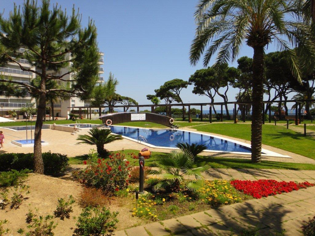 Beachfront Apartment With Pool And Garden S Abanell Blanes Kamer foto