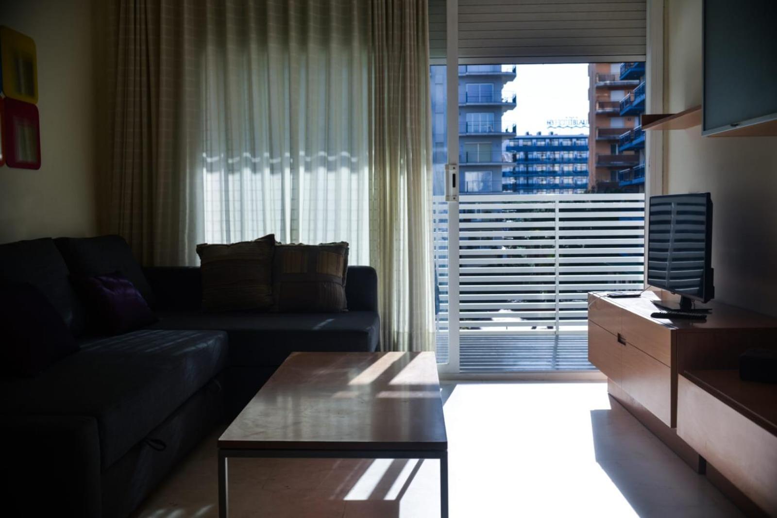 Beachfront Apartment With Pool And Garden S Abanell Blanes Buitenkant foto