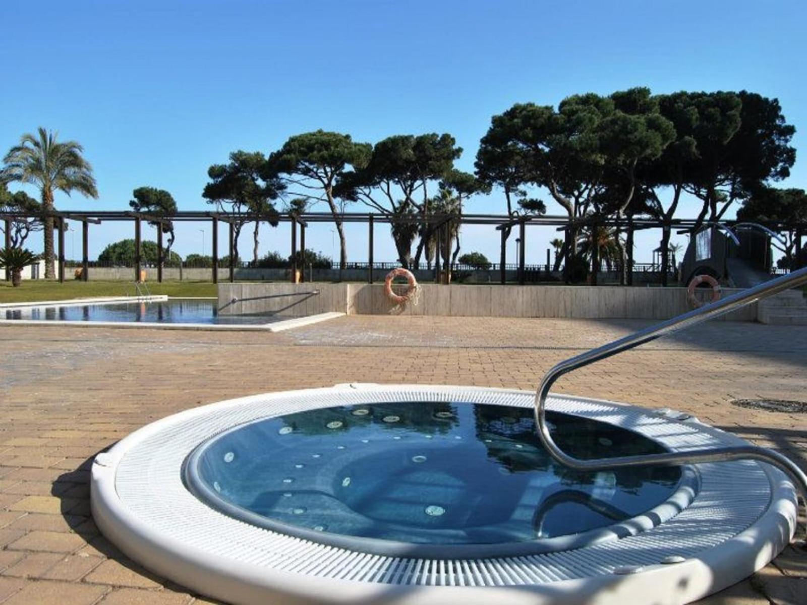 Beachfront Apartment With Pool And Garden S Abanell Blanes Buitenkant foto